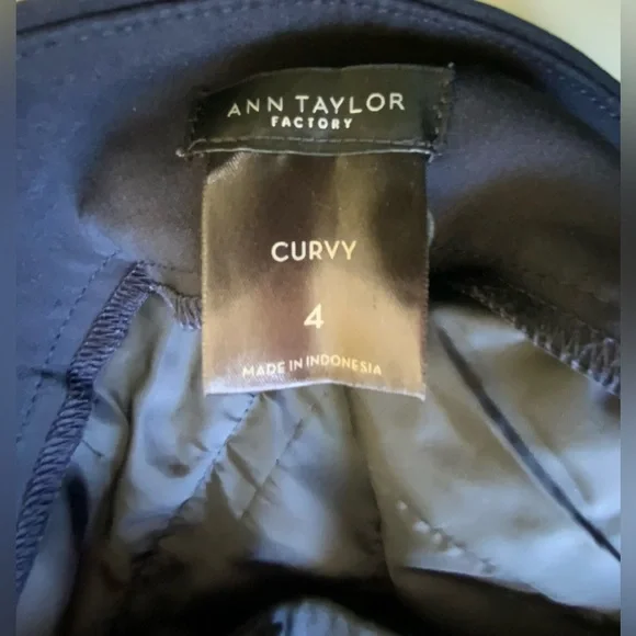 Ann Taylor factory size 4 curvy straight leg pants. GUC. You get both pairs! - Picture 3 of 5